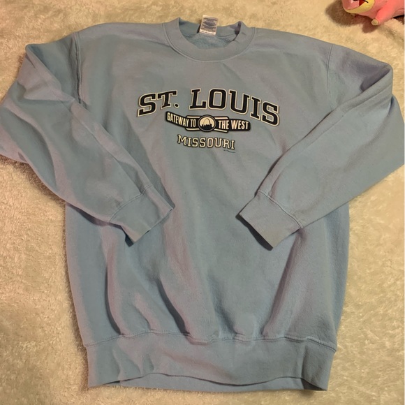 Baby blue St. Louis pullover - Picture 2 of 5